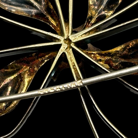 Vintage 1940's Sterling Glass Blue Zircon Brooch - Picture 5 of 6